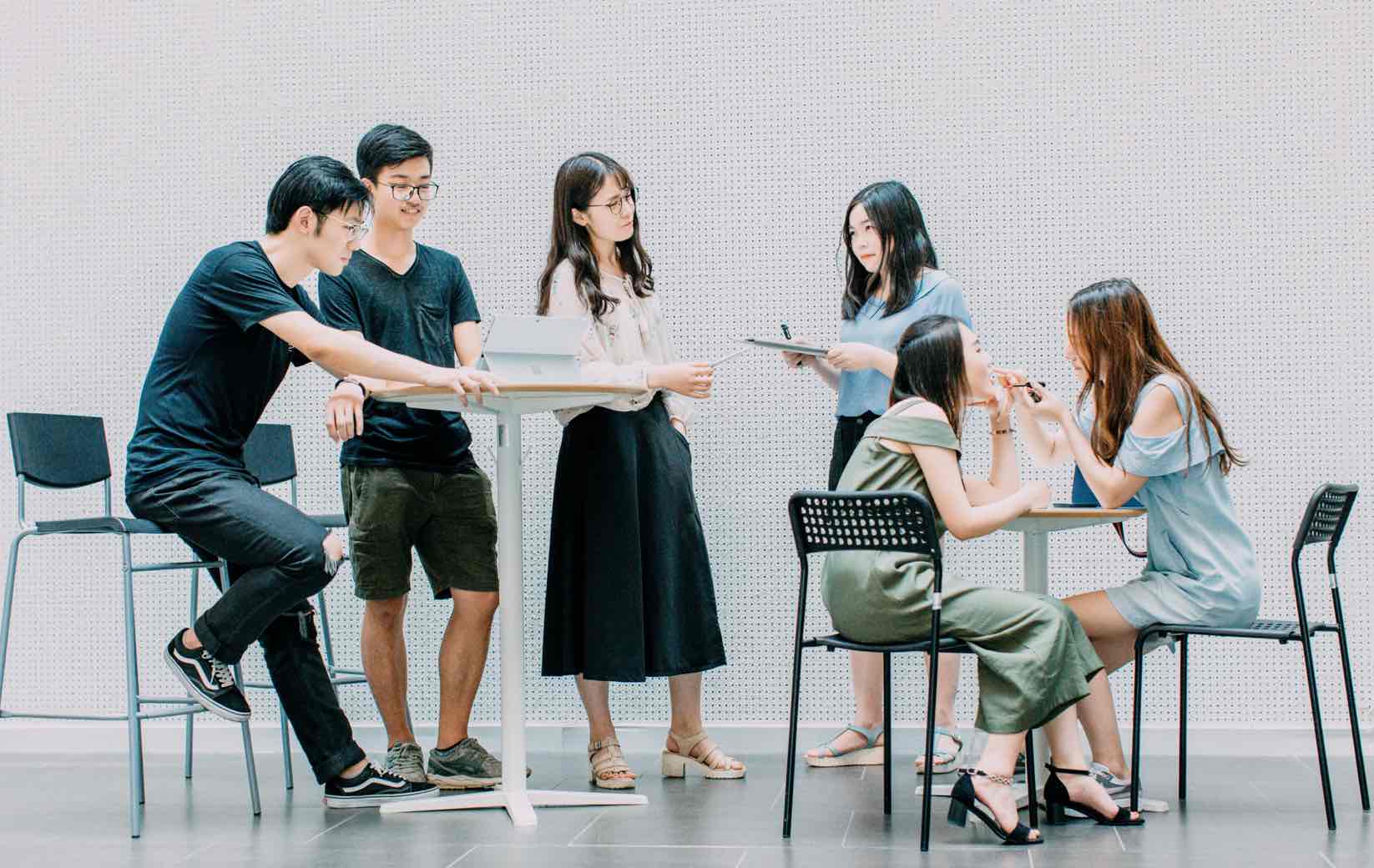 How to Choose a Business Program at University