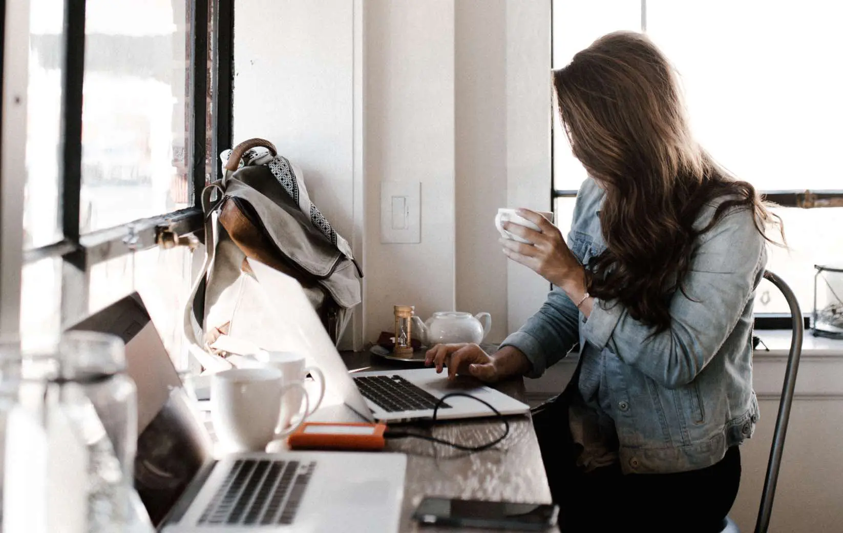 4 Tips to Navigate Your First Semester Abroad Like a Pro